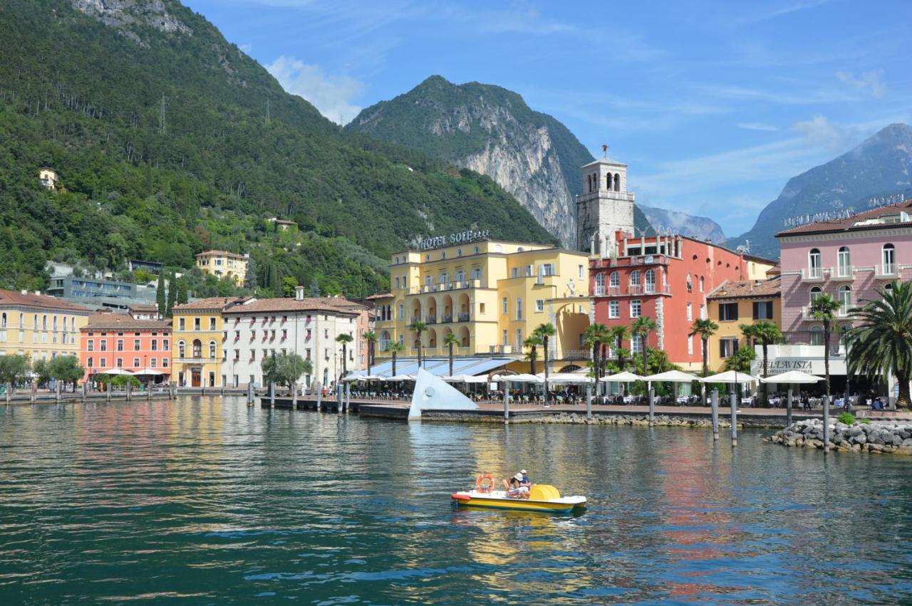 Appartamento Sunrise - Centro Storico N1 Riva del Garda Exterior foto
